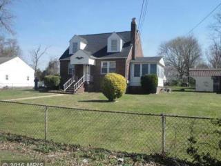 8908 Ballard Ln, Clinton, MD 20735-2701