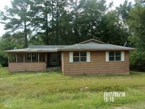 426 Fox Hunters Rd, Hiltonia, GA 30467-9701