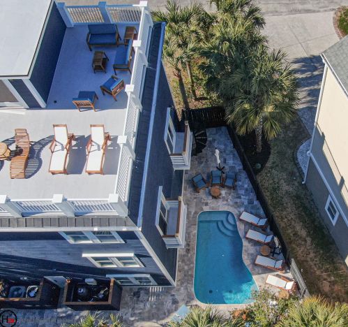 1000 Carolina Blvd, Isle Of Palms SC  29451-2242 exterior