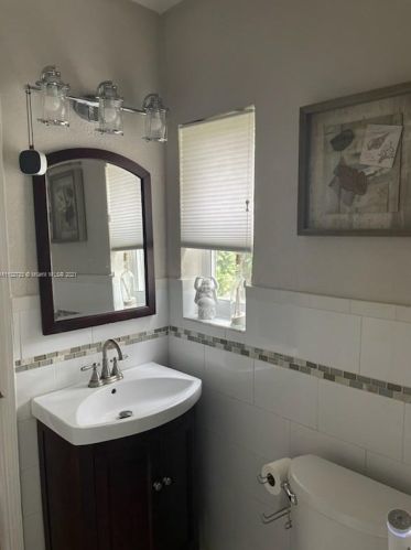 70 101st St, Miami FL  33138-2319 exterior