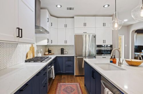 4246 Cyn Gln Cir, Austin TX 78732-2187 exterior