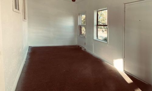 1504 11th St, Austin TX 78702-1909 exterior