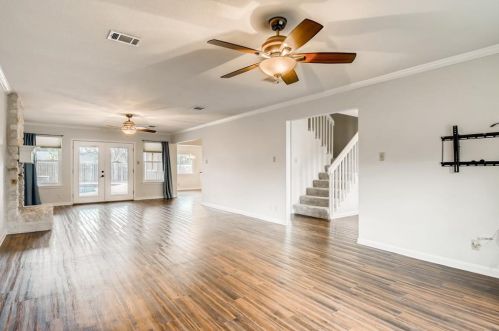 13217 Briar Holw Dr, Austin TX 78729-3655 exterior