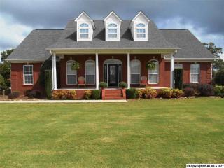 3625 Hood Dr, Gadsden, AL 35907-7097