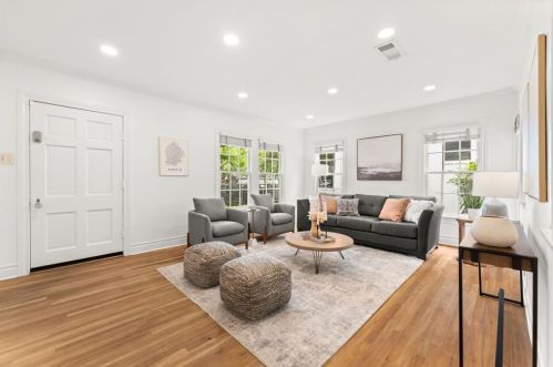 1703 31 St, Austin TX 78705-2148 exterior