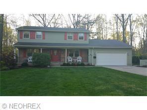 91 Chapel Ln, Canfield, OH 44406-1202