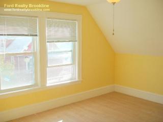 48 Cutler St, Winthrop MA  02152-1211 exterior