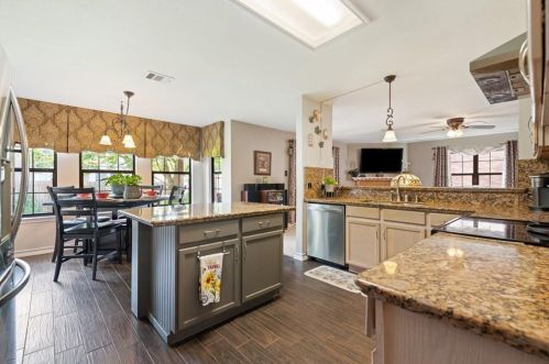 11200 Chatam Berry Ln, Austin TX 78748-3935 exterior