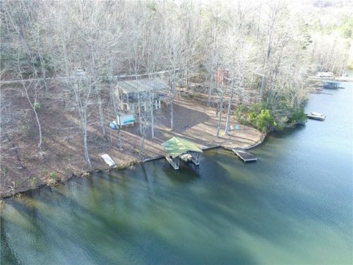 323 Lake Cheohee Rd, Tamassee, SC 29686-2007