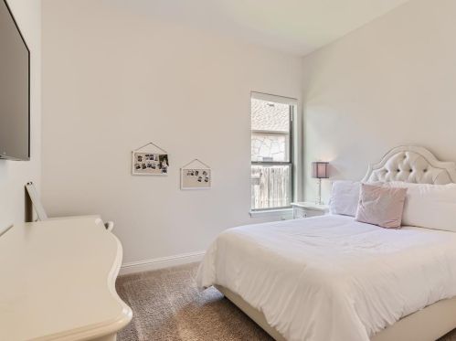 12509 Cardinal Flower Dr, Austin TX 78739 exterior