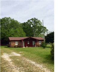 7426 Deakle Rd, Irvington, AL 36544-4072