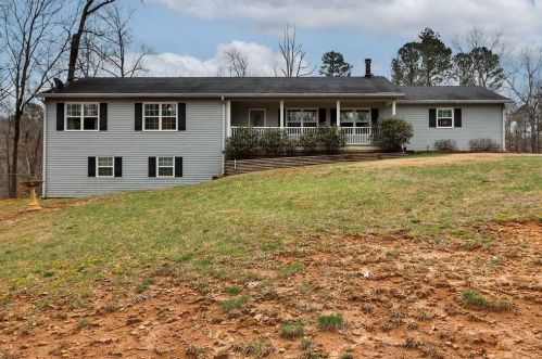 3177 Springdale Forrest Cir, Gainesville, GA 30506-4203