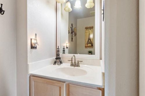 11200 Chatam Berry Ln, Austin TX 78748-3935 exterior