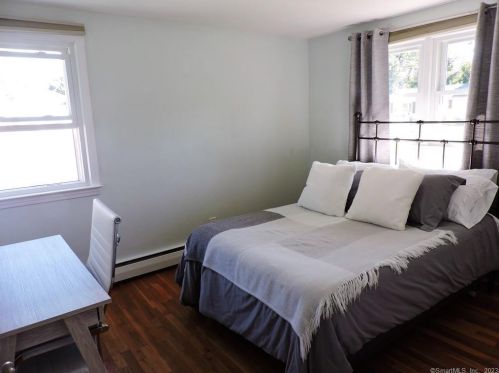 303 Hilton Dr, Wapping CT 06074-3418 exterior