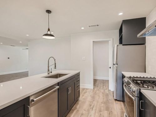 9707 Cottle Dr, Austin TX 78753-4305 exterior