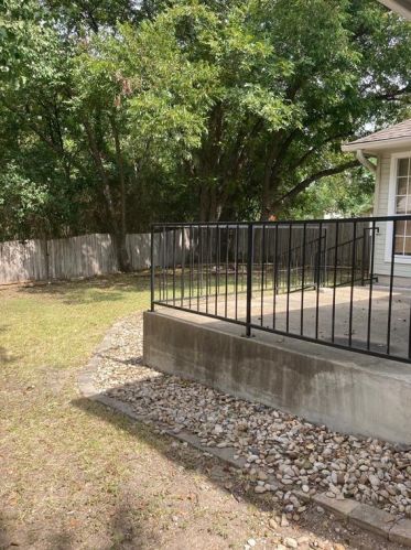 710 Dulwich St, Austin TX  78748-6513 exterior