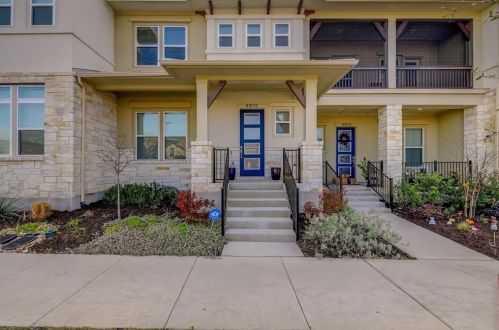 4615 Berkman Dr, Austin TX  78723-4595 exterior