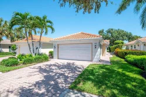 5377 Guadeloupe Way, Naples FL  34119-9579 exterior