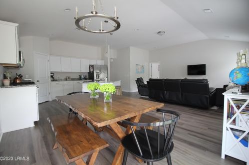 18 Stepping Stone Way, Bluffton SC 29910-4428 exterior