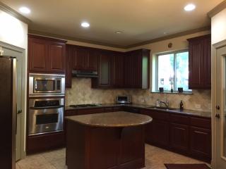 4524 Merle Dr, Austin TX  78745-1730 exterior