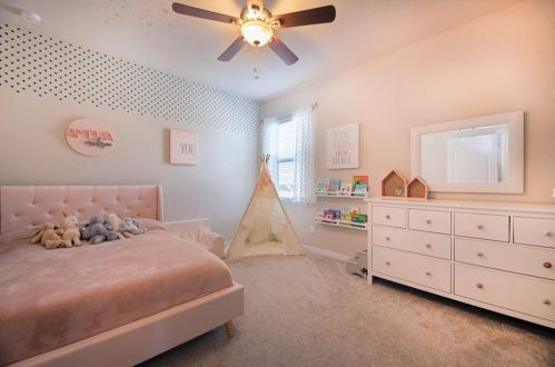 676 Catalina Ln, Austin TX 78737-4715 exterior