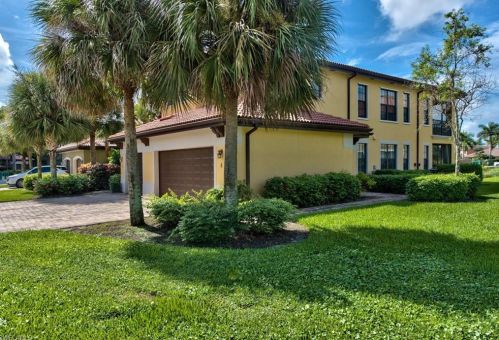 1247 Carpazi Ct, Naples, FL 34105-4967