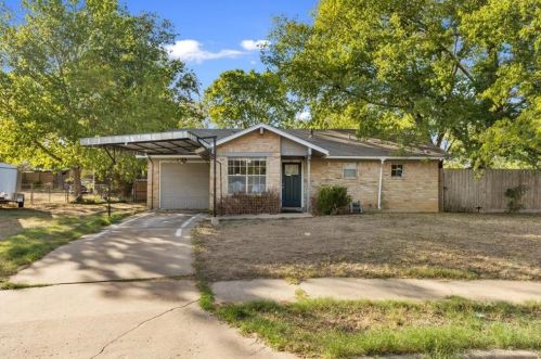 6908 Cherrydale Dr, Austin TX 78745-5344 exterior