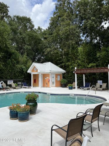 100 Kensington Blvd, Bluffton SC  29910-7464 exterior