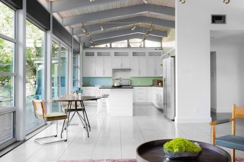 410 Brookhaven Trl, Austin TX 78746-5455 exterior