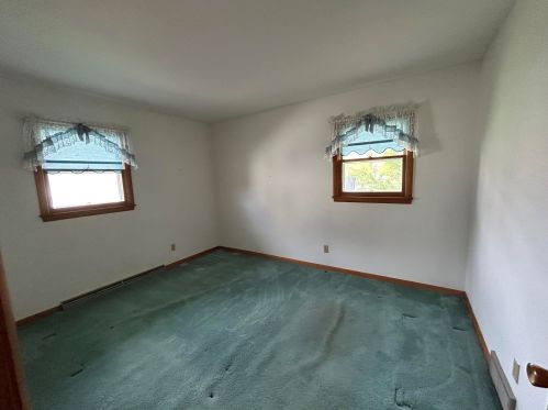 214 Park Ave, Chenequa WI  53029-2116 exterior