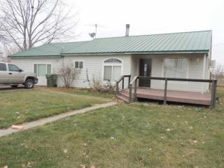 737 11th Ave, Payette, ID 83661-2274