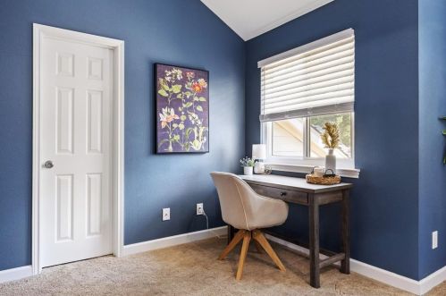 4246 Cyn Gln Cir, Austin TX 78732-2187 exterior