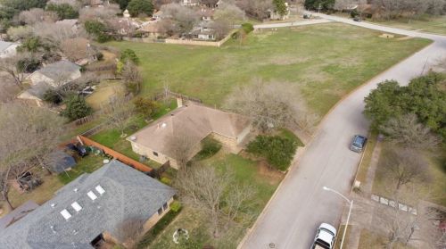 5208 Dry Wells Rd, Austin TX  78749-2233 exterior