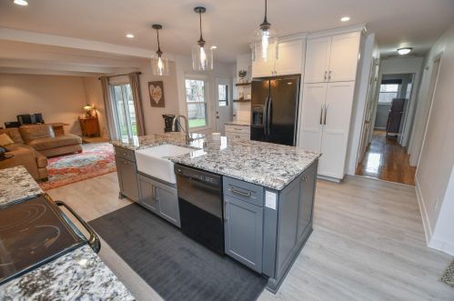 514 Buckingham Way, Chenequa WI 53029-2544 exterior