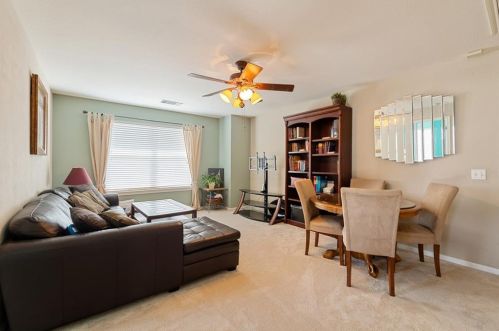 3921 Cyn Gln Cir, Austin TX 78732-2187 exterior