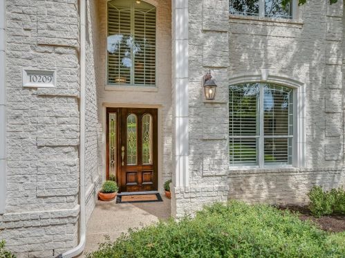 10209 Dianella Ln, Austin, TX 78759-3040