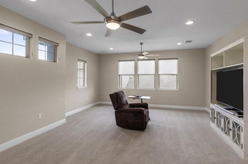 12432 Cardinal Flower Dr, Austin TX 78739 exterior