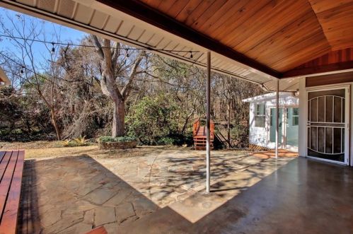 1403 Crestwood Rd, Austin TX 78722-1114 exterior