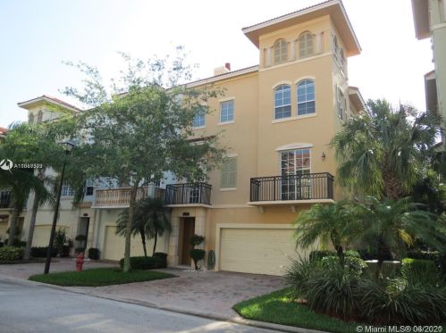 2472 San Pietro Cir, West Palm Beach FL  33410-2972 exterior