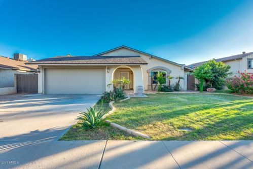 2939 Gable Cir, Mesa, AZ 85204-6313