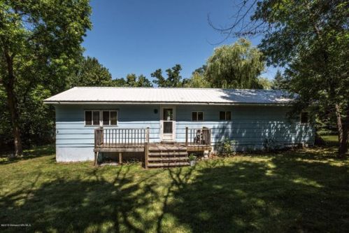 44621 220th St, Vining, MN 56588-9506