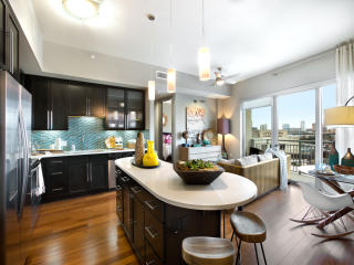 111 Sandra Muraida Way, Austin TX  78703-4647 exterior