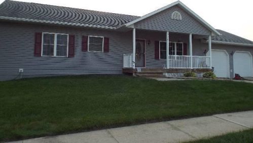 220 Douglas St, Ripon, WI 54971-2000