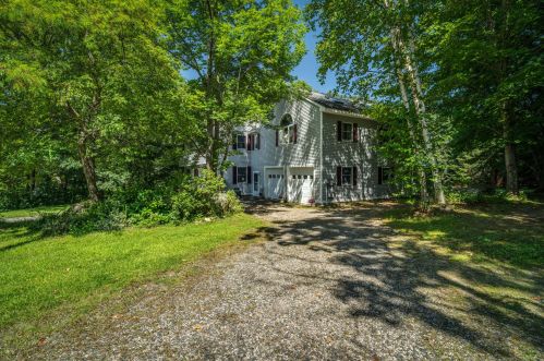 6 Cape Neddick Rd, York, ME 03909-6118