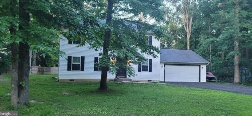 609 Santa Fe Trl, Lusby MD  20657-4812 exterior