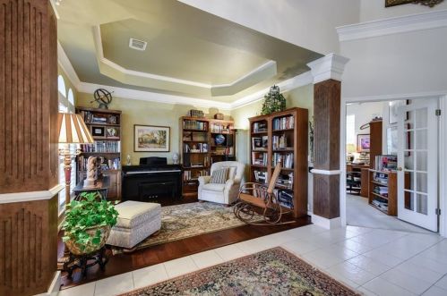 10720 Bay Laurel Trl, Austin TX 78750-3650 exterior