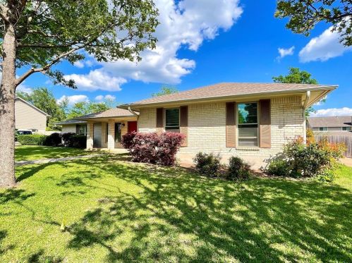 11405 Dosshills Dr, Austin TX  78750-2562 exterior