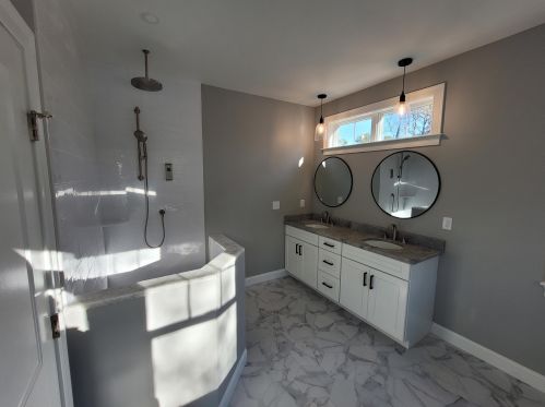 65 Blue Castle Dr, Mashpee MA 02649-3770 exterior