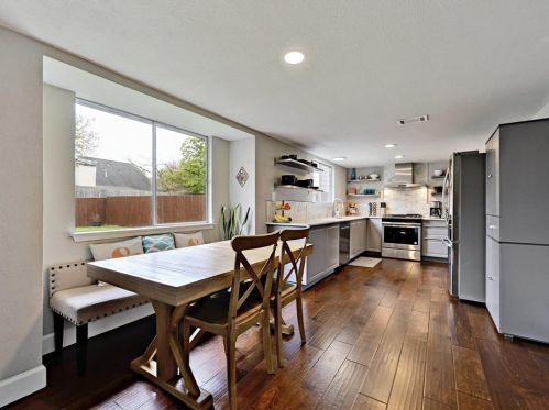 4501 Clarno Dr, Austin TX 78749-3177 exterior