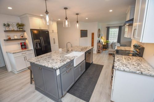 514 Buckingham Way, Chenequa WI 53029-2544 exterior